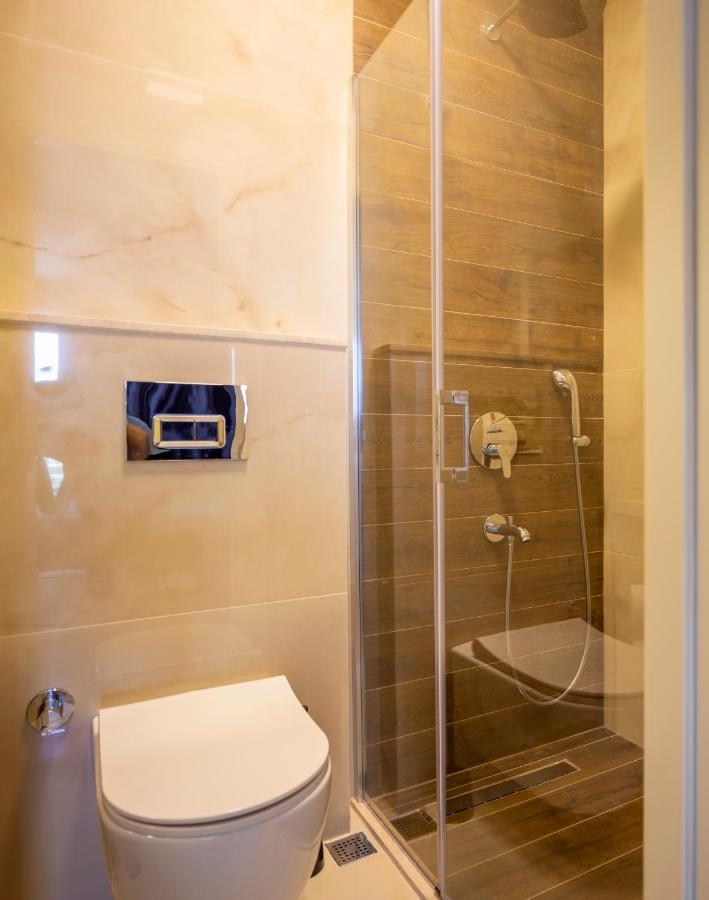 Cesmekes Otel ภายนอก รูปภาพ