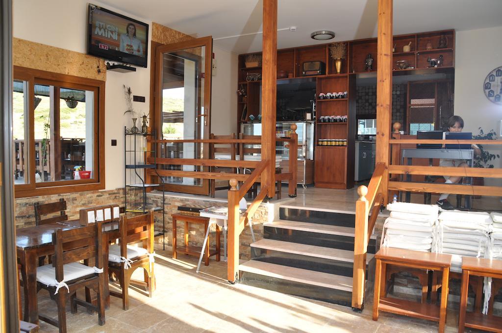 Cesmekes Otel ภายนอก รูปภาพ